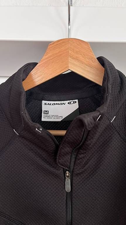 T-shirt: Salomon Laufshirt Langarm Gr. M – Usato da Liestal venduto da Schatzsucher90 2