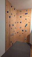 Hochwertige Kletterwand fürs Kinderzimmer