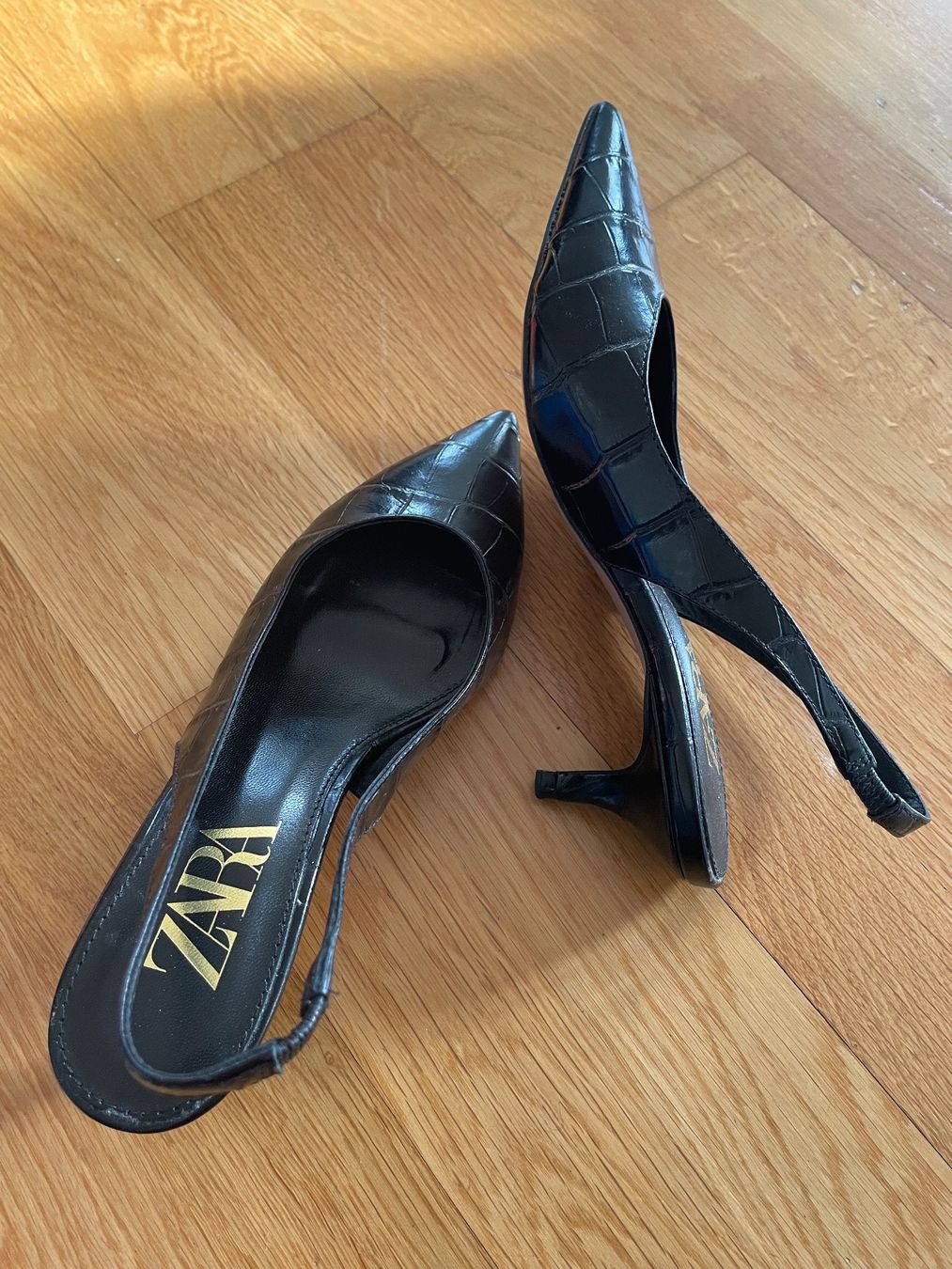 Zara Damenschuhe: Elegante Slingback Pumps mit Kitten Heels – Neu (gemäss Beschreibung) aus Richterswil von Lasminia 1