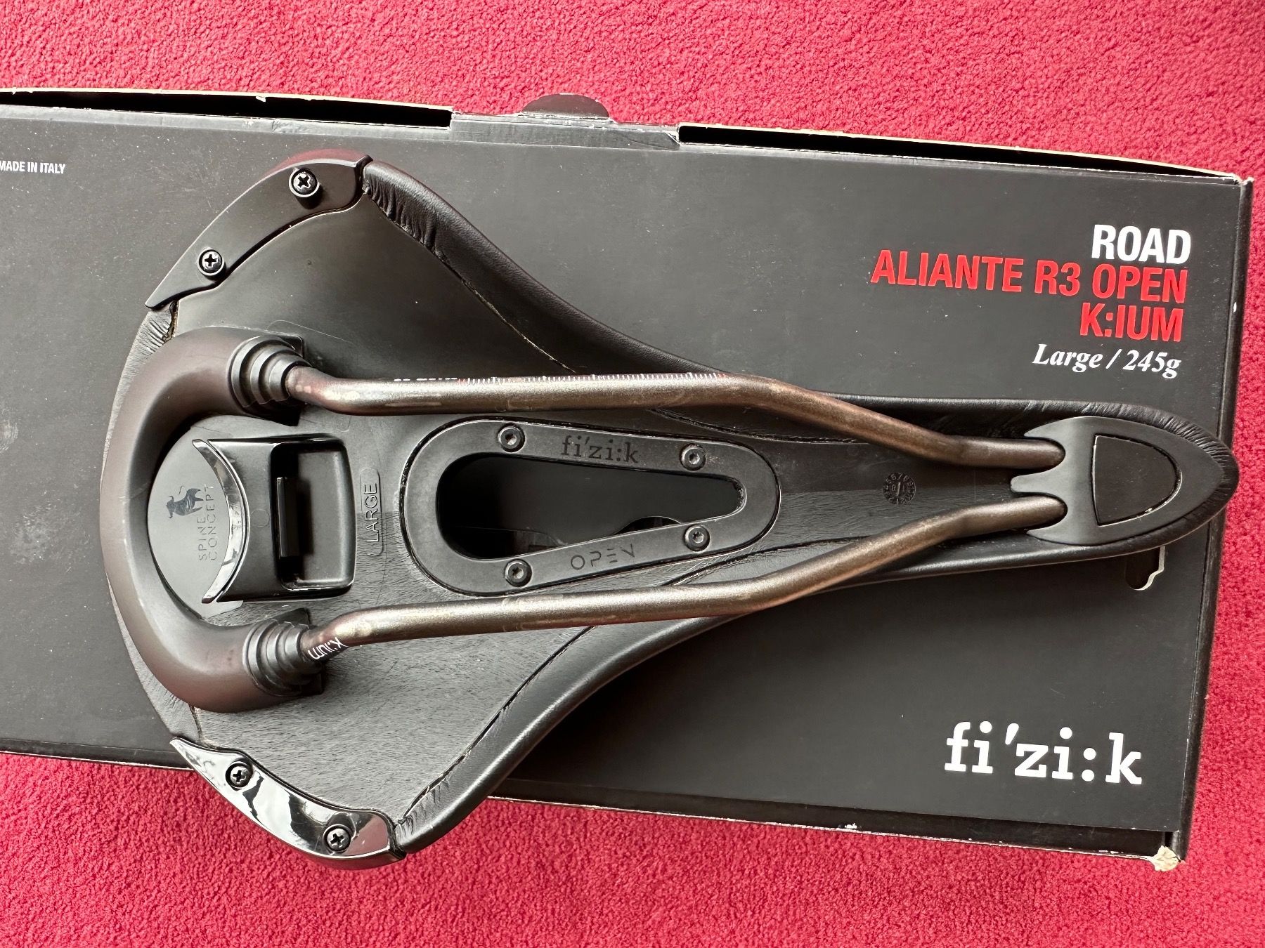 Selle & Accessori: Fizik Aliante R3 Open – Usato da Lenzburg venduto da Cazador 1