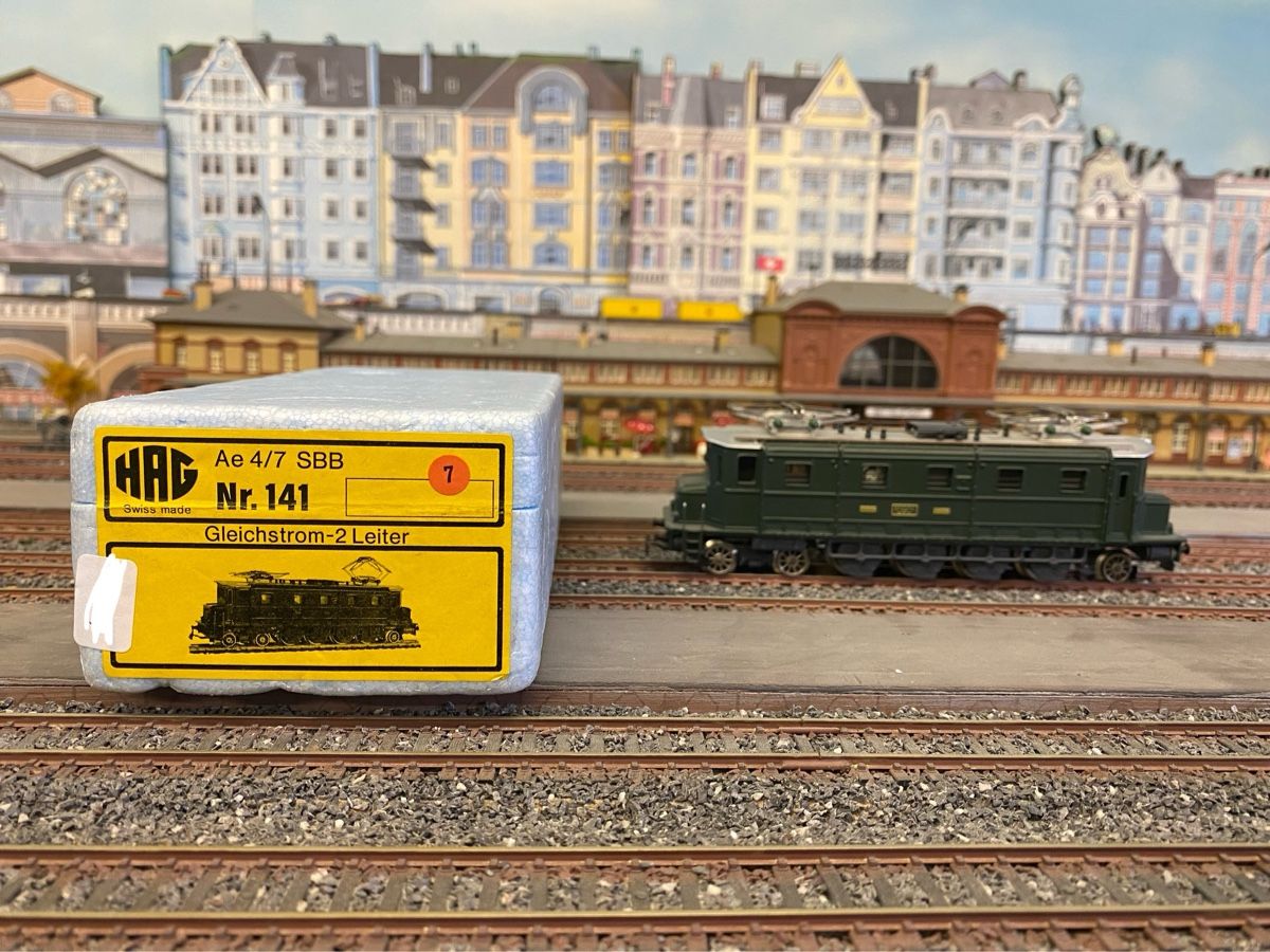 Hag Modellini di ferrovie: HAG 141 Ae 4/7 SBB H0 – Usato da Glattpark (Opfikon) venduto da anywaya23 1