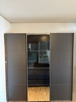 Kleiderschrank mit Spiegeltüre 