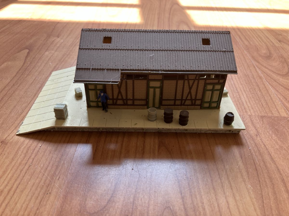 Modelleisenbahnen: Gebäude H0 – Gebraucht aus Schönenwerd von Lichi 1