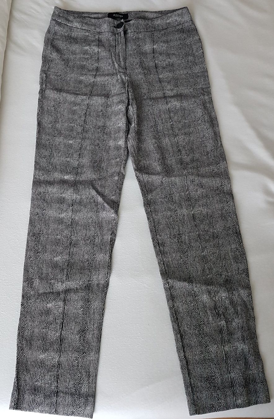 Pantaloni: Sommerhose von Sand, Gr. 34 – Usato da Basel venduto da Luzora