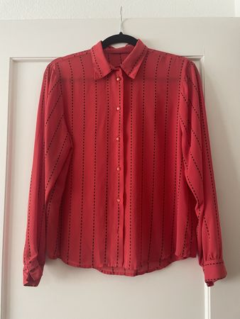 Red shirt in S size, excellent condition