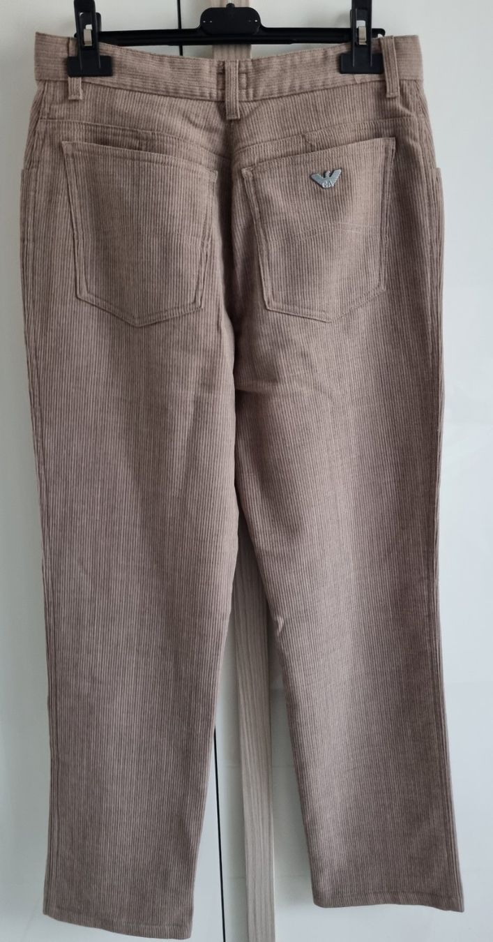 Armani Hosen: Armani Damenhosen – Gebraucht aus Arbedo von Gyn 1