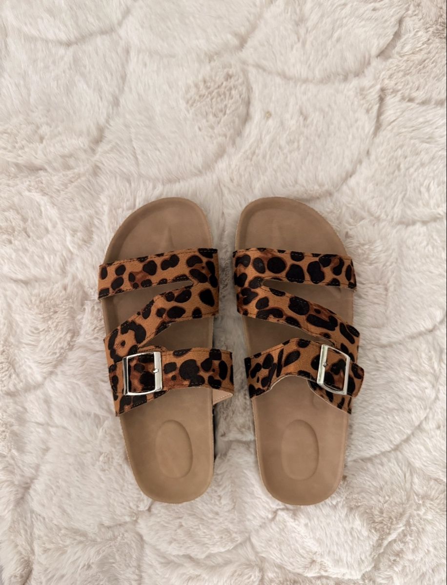 Damenschuhe: Sandalen – Neu (gemäss Beschreibung) aus Dietikon von tsela77