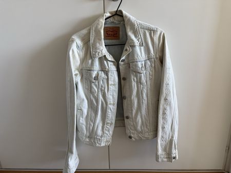 Jeansjacke Levi's hellblau Grösse M guter Zustand