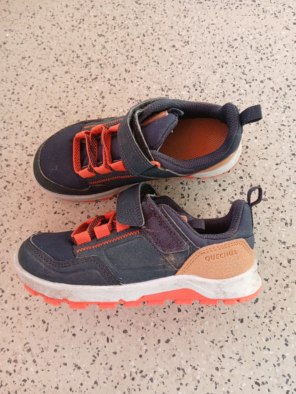 Decathlon Scarpe per ragazzi: Trekkingschuh Grösse 28 – Usato da Worb venduto da Osterthal 1