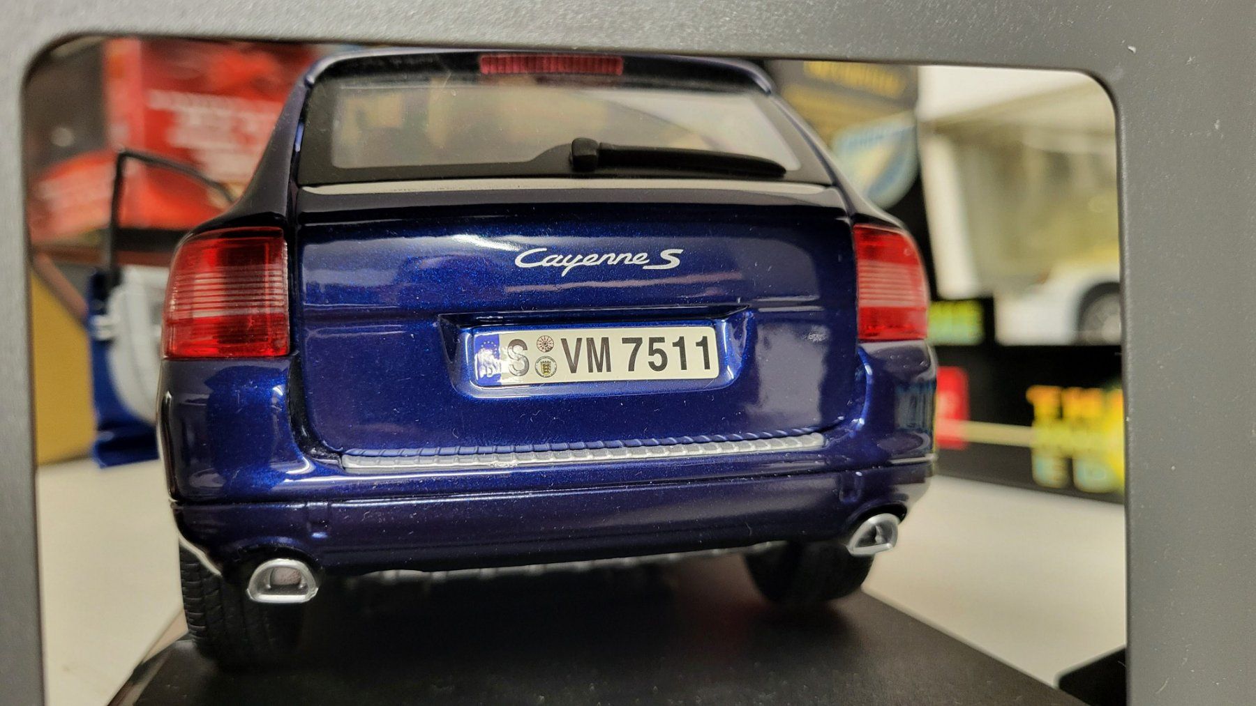 Maisto Modellini d'auto: Porsche Cayenne S – Usato da Rothrist venduto da Juana5 4