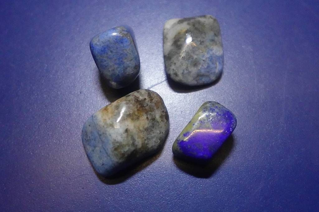 Minerali & Pietre curative: Lapis-Lazuli Set – Nuovo (secondo la descrizione) da Bleienbach venduto da Mineral_Antik57