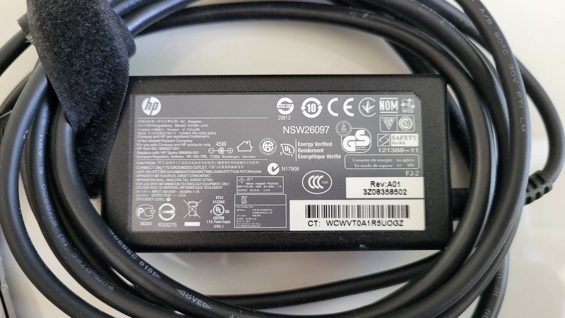 Hewlett Packard Caricabatterie: HP HEWLETT PACKARD Notebook-Netzteil 45W 19.5V 2.31A – Usato da Schindellegi venduto da Peter8834 6
