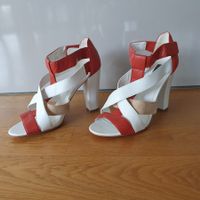 Sandales à talons Calvin Klein (CK)-Cuir- Neuve- Pointure 38
