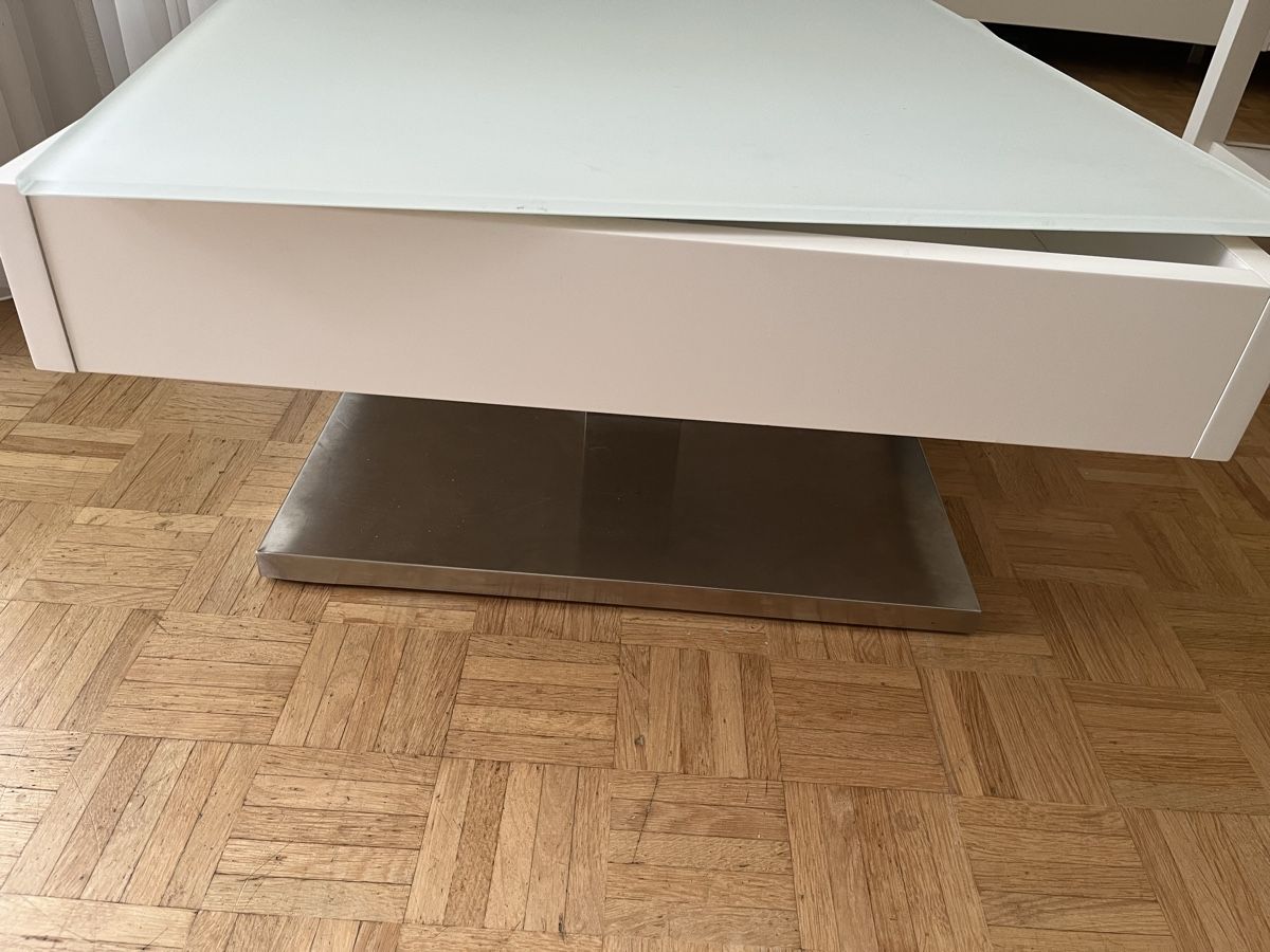Tische: Clubtisch  – Gebraucht aus Bottmingen von Wurzelbs 5