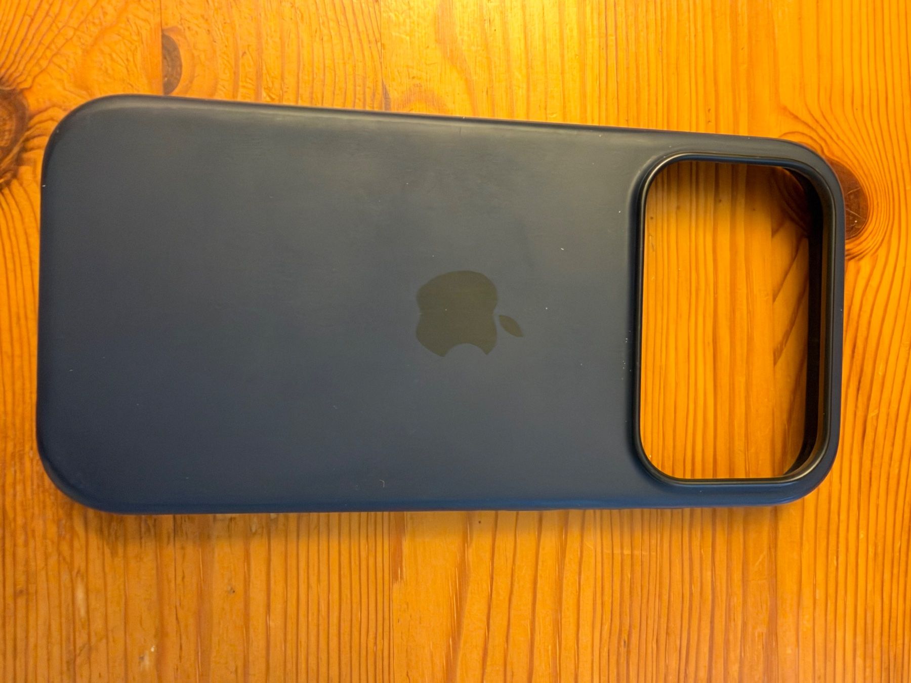 Apple Portables: iPhone 17 Pro – D'occasion à Dübendorf par Material-70 4