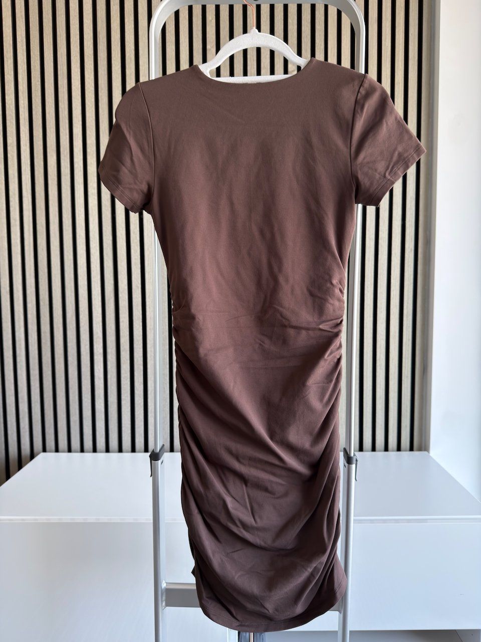 Aritzia Kleider: Dress Aritzia Babaton M – Gebraucht aus Zürich von mad_87xc 6