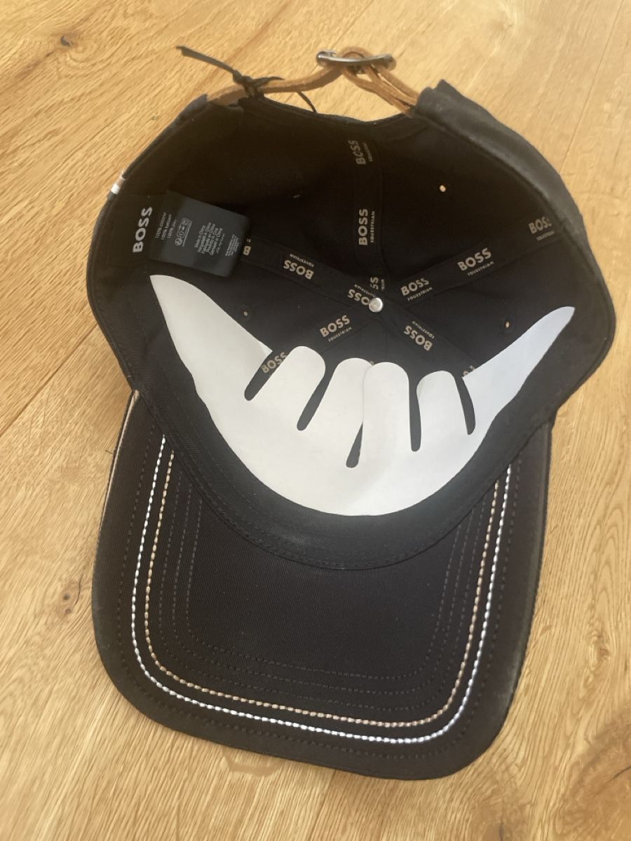 Hugo Boss Sonstige Kleidung & Accessoires: hugo boss equesterian Cap – Neu (gemäss Beschreibung) aus Rumlikon von DNA03 1