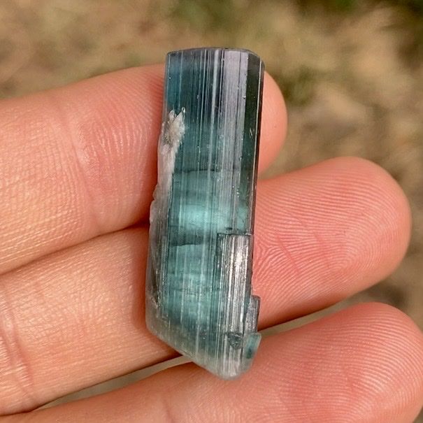 Minerali & Pietre curative: 45ct Indigolith roh Kristall, blauer Turmalin, Doppelender – Nuovo (secondo la descrizione) da Biel venduto da djvalbnc