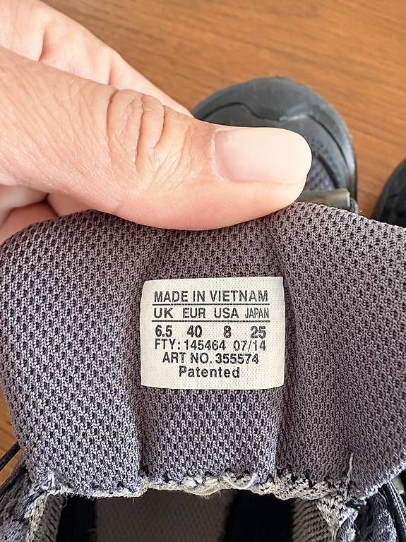 Damenschuhe: Chaussures de randonnée Salomon noires  – Gebraucht aus Chardonne von any_yq5q 2