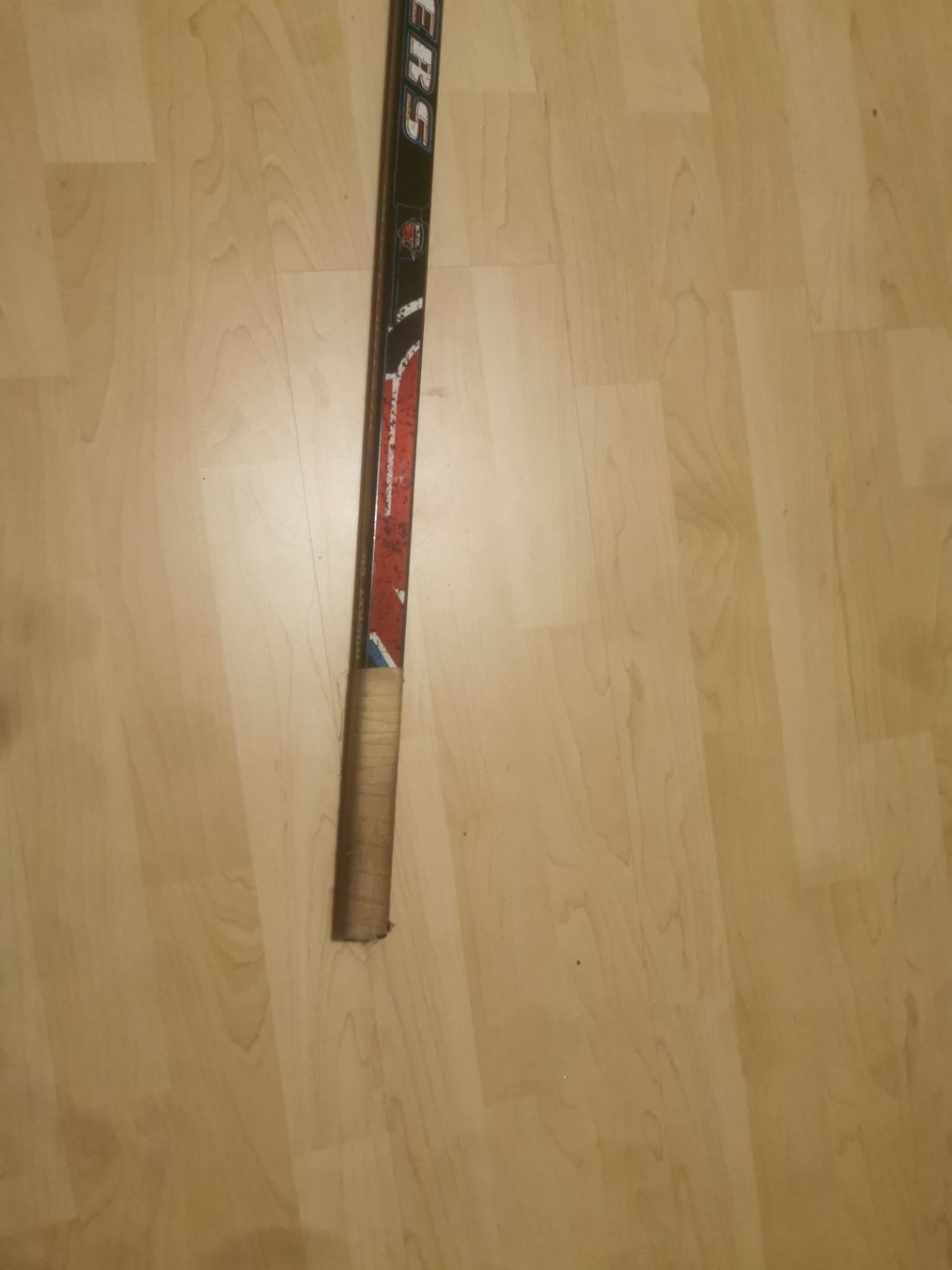 Bastoni & Pale: Kloten Eishockey schläger – Usato da Bülach venduto da xtn13_bito92 3