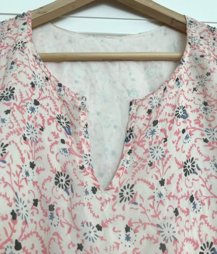 Camicette: Seidenbluse, Bluse, Seidentop, cremeweiss, rosa, S 36 – Usato da Zürich venduto da aboxi 5