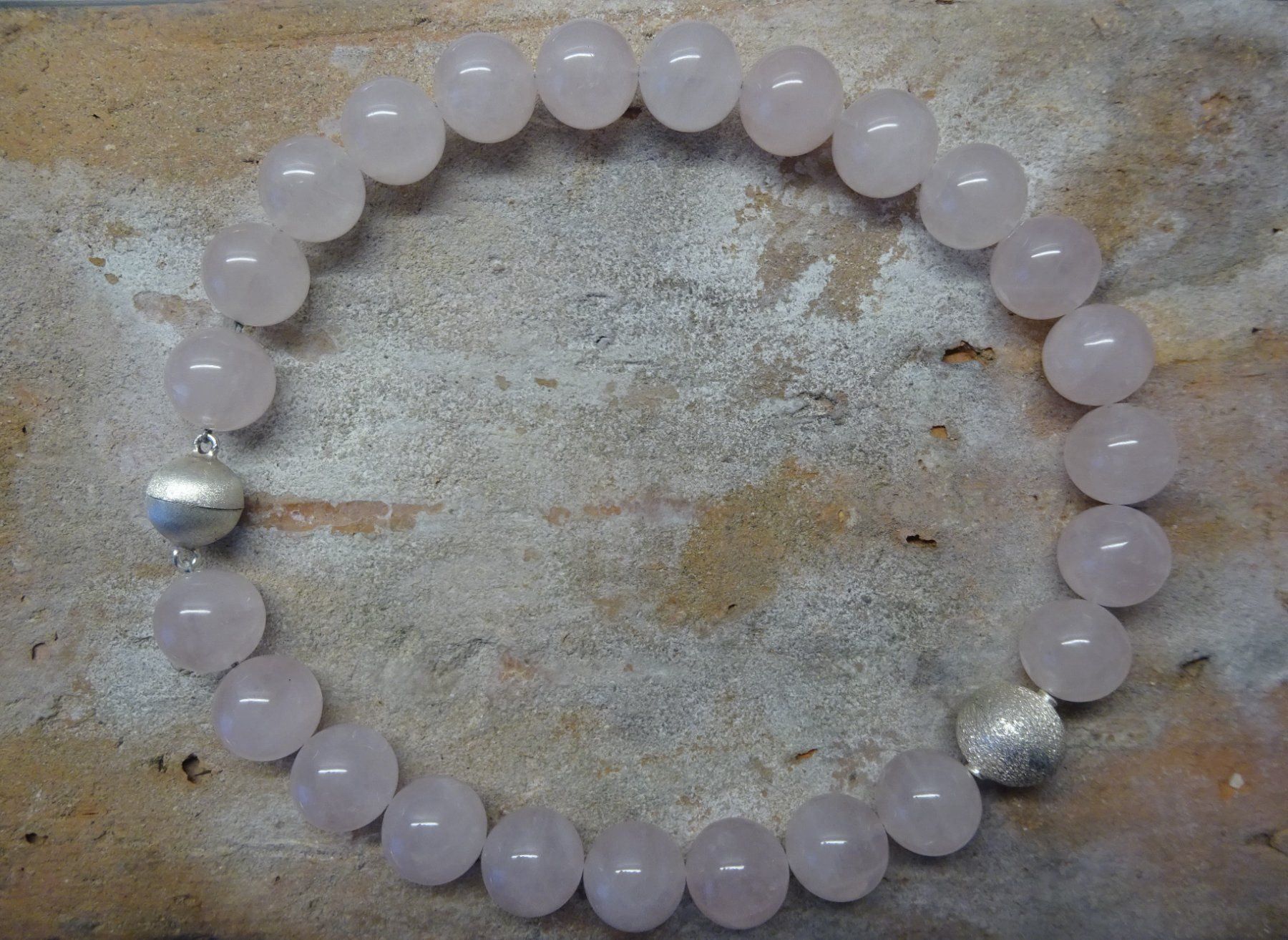 Catenine: Rosenquarz Kette – Usato da Esslingen venduto da FetteSchnecke