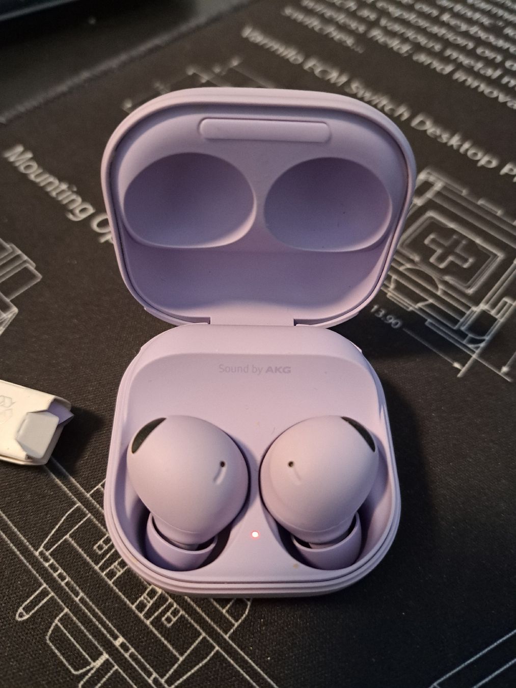 Samsung Cuffie: Galaxy Buds 2 Pro – Usato da Illnau venduto da Penguin