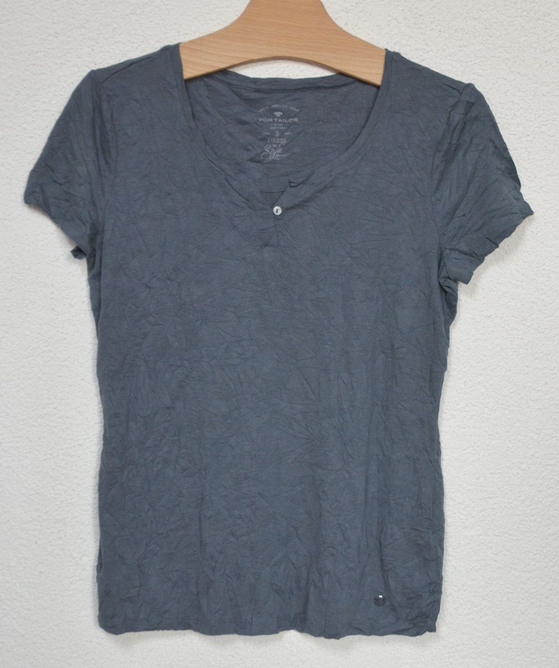 Tom Tailor T-Shirts: Graues crinkle Shirt von Tom Tailor, Grösse: S – Gebraucht aus Niederhasli von littledrop