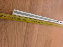 Vorhangleiste weiss 3.5cm breit 280cm lang Neuwertig