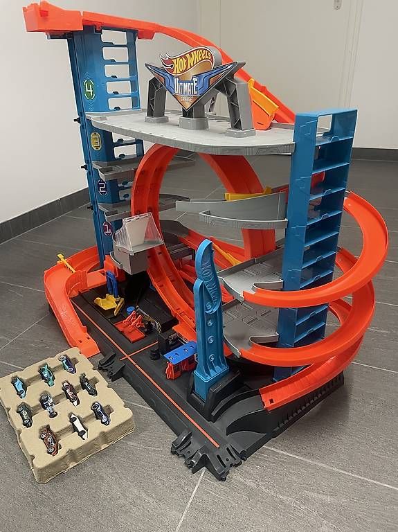 Giocattoli: Garage hot wheels  – Usato da St-Livres venduto da ped_dnc2 1
