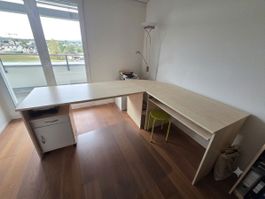 Komplettes Büroprogramm