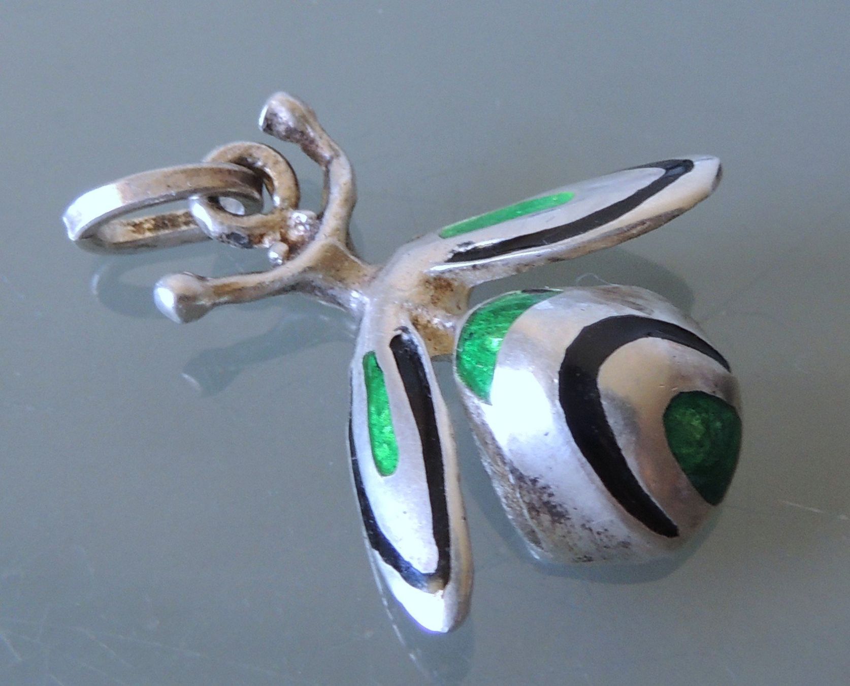 Ciondoli: Silber 800 Hummel Anhänger Emaille – Usato da Waldenburg venduto da schaller707 1