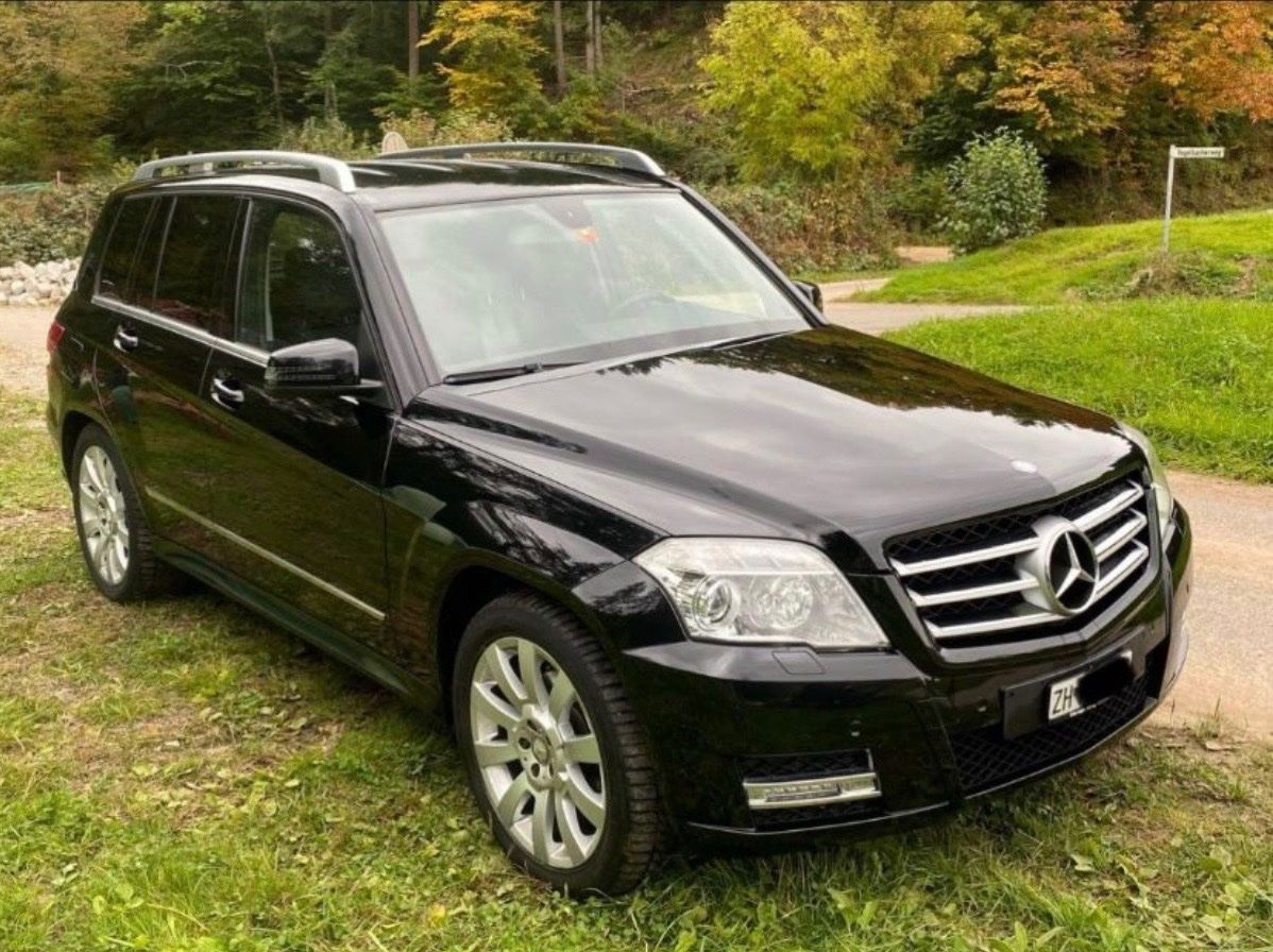 Mercedes-Benz Autos: Mercedes Benz 250 GLK 4x4 – D'occasion à Spreitenbach par Eidgnoss