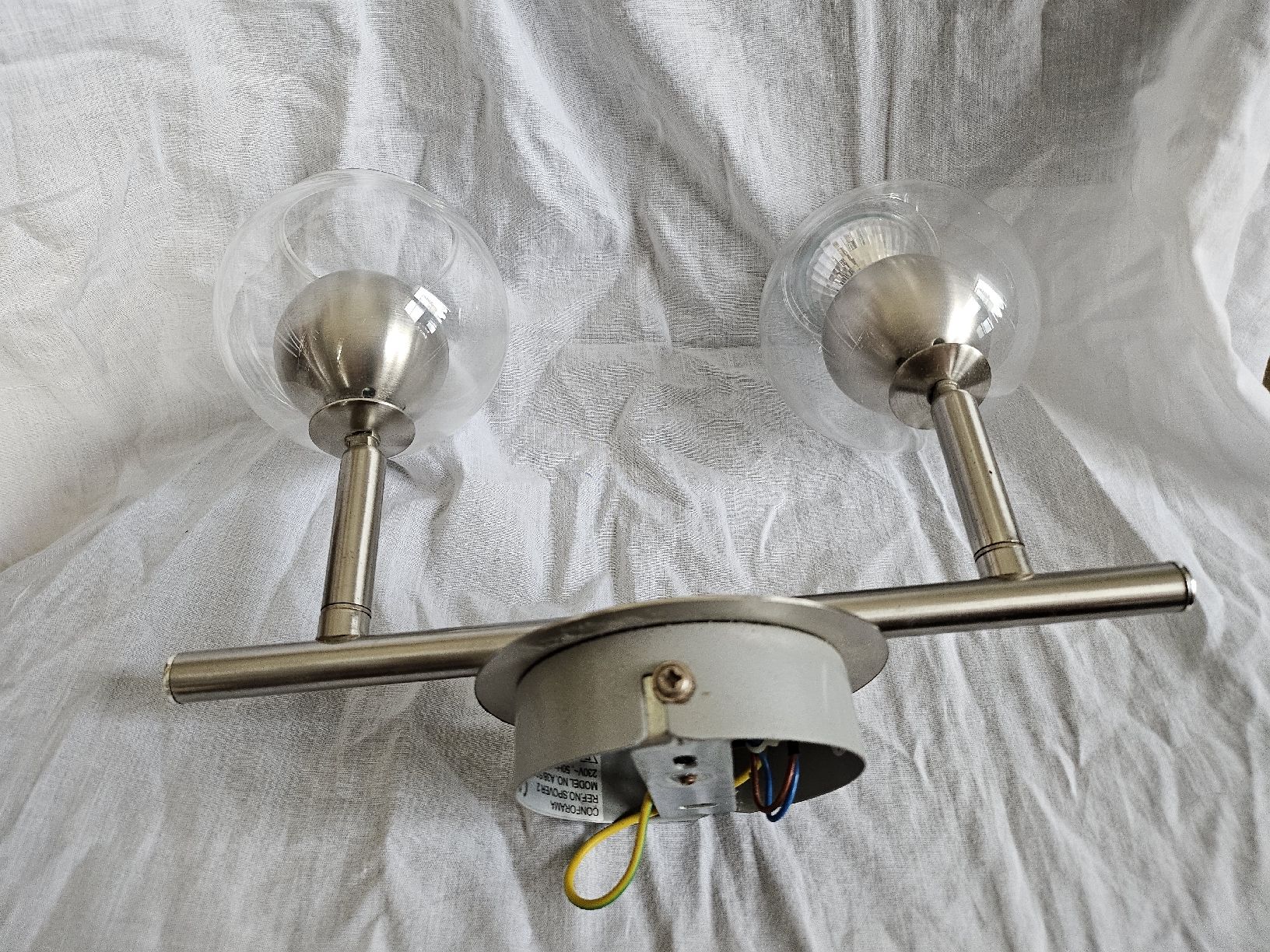 Conforama Lampadari & plafoniere: Plafonnier 2 ampoules dirigeables – Usato da La Joux FR venduto da car_ck96 1
