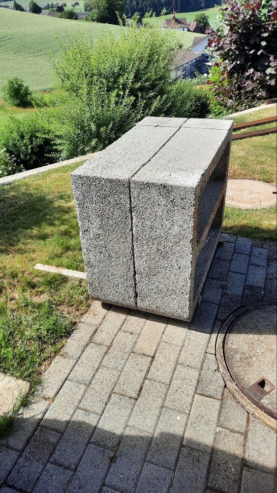 Pierres & tuiles: Betonelement – Neuf (Voir description) à Fischbach LU par Exaver