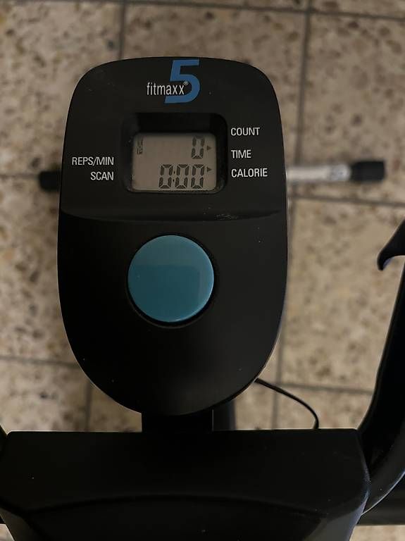 Hometrainer: Fitnessgerät Fitmaxx 5 – Usato da Amriswil venduto da Emilyerdbeer22 2