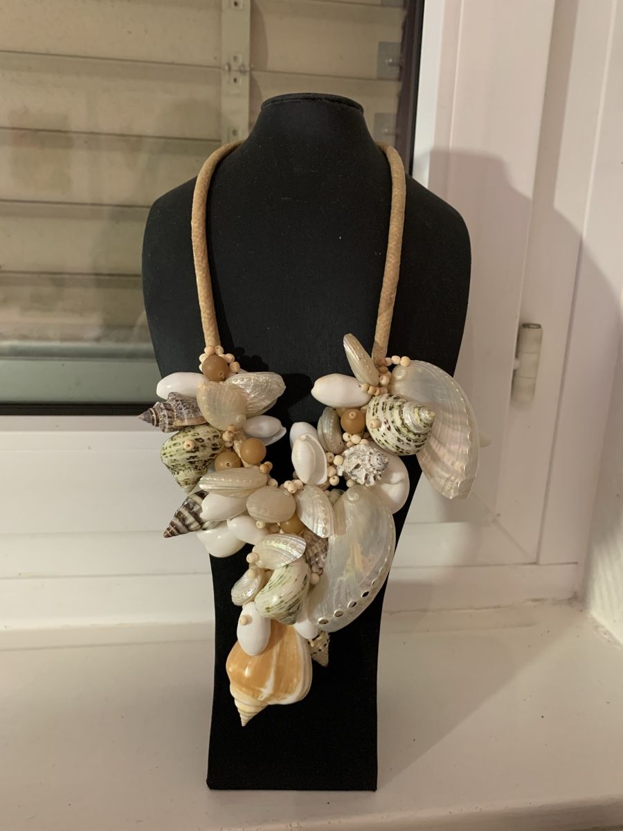 Catenine: Traumhafte Muschelkette Handgemacht – Nuovo (secondo la descrizione) da Effretikon venduto da lenalisa63 3