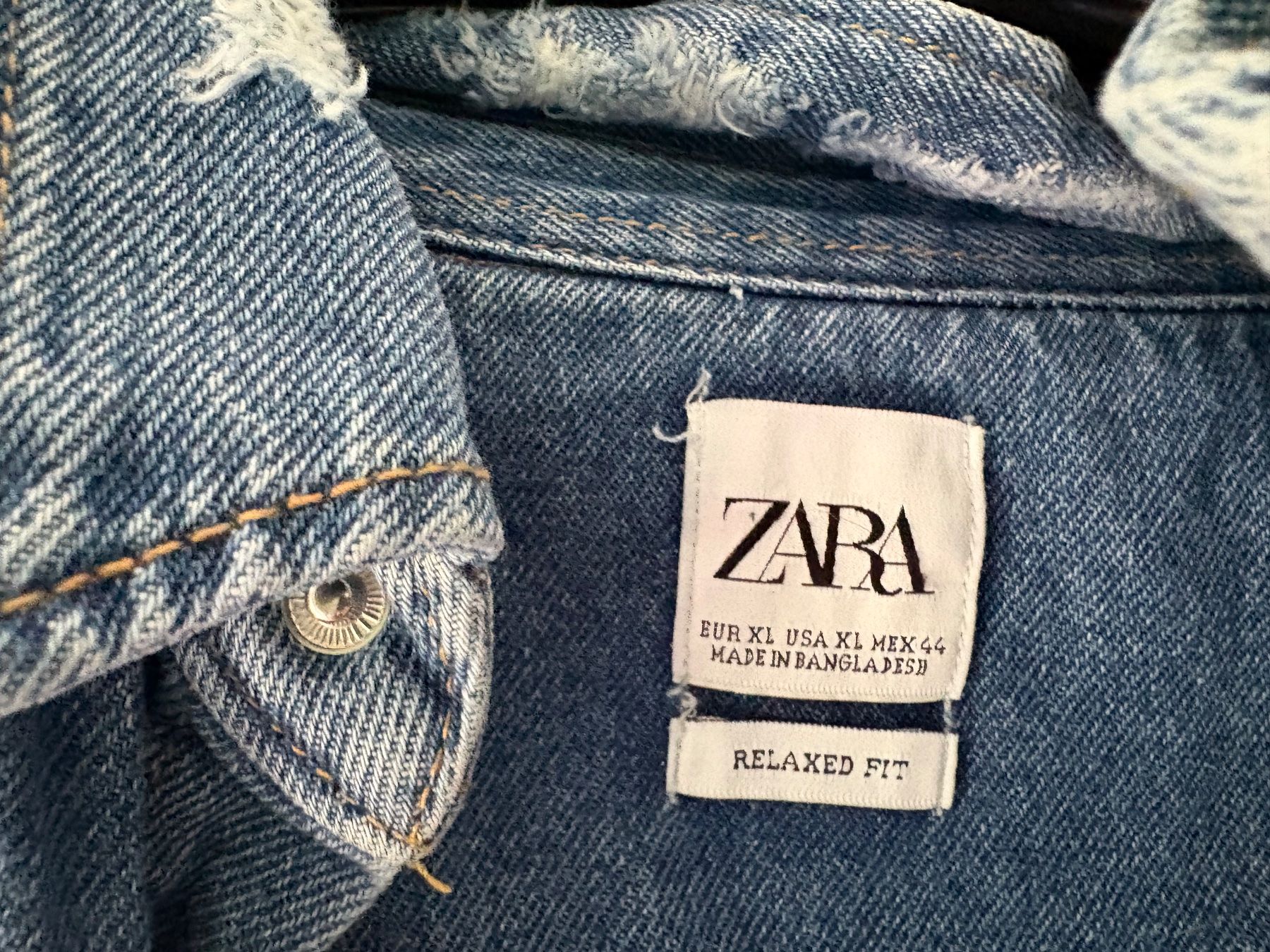 Zara Camicie: ZARA Denim Shirt/Jacket - Size XL – Usato da Muzzano venduto da Sidney_3 1