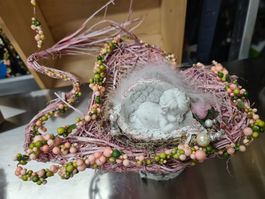 Weihnachtsdeko Sisalherz mit Engel auf Holzsockel Handarbeit