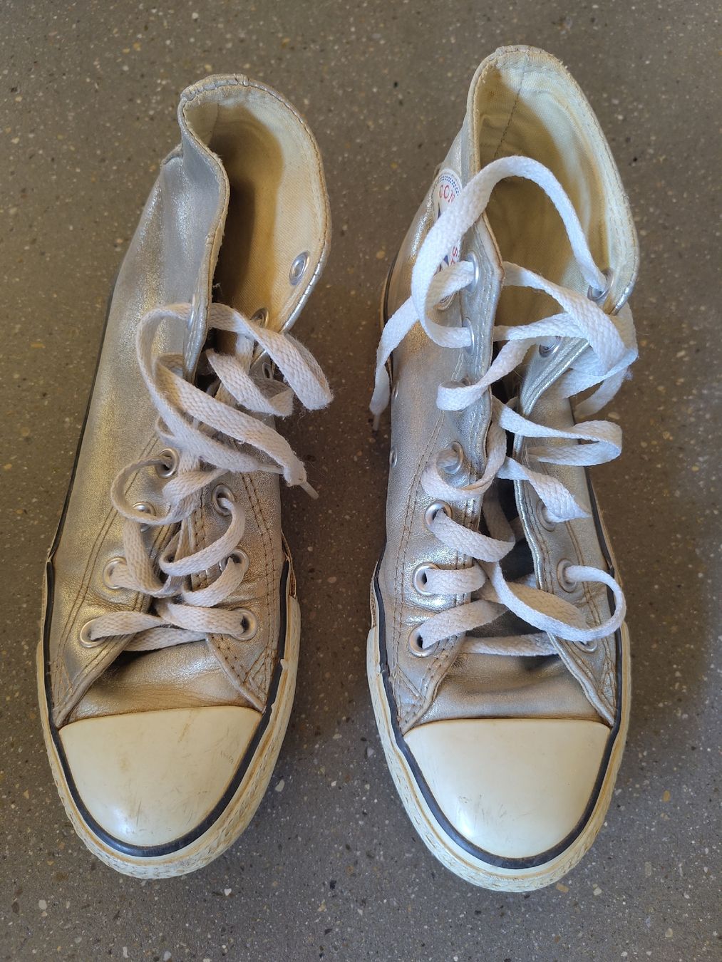 Converse Scarpe da donna: Silberne Converse – Usato da Zürich venduto da aurelie.99 1