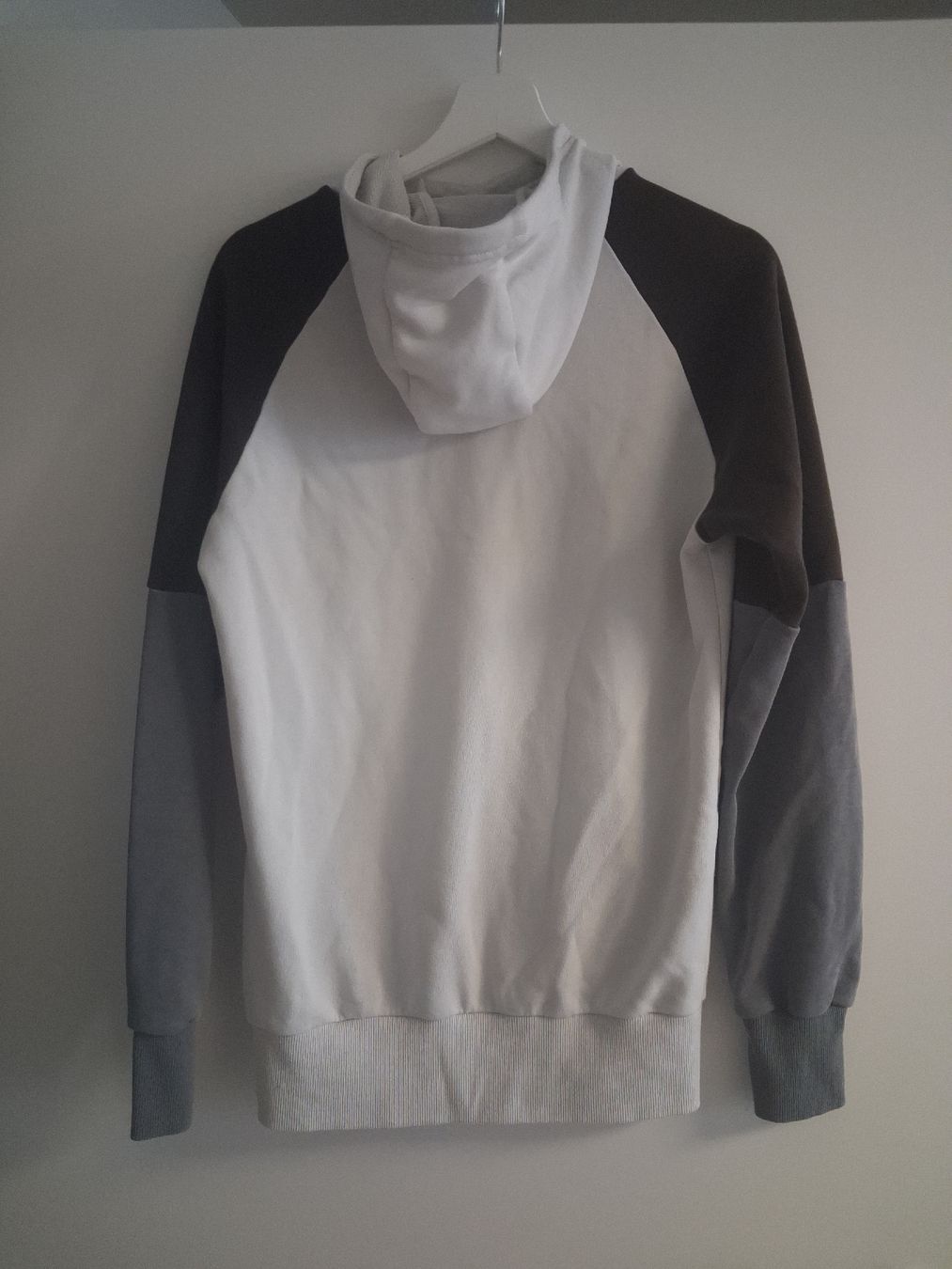Adidas Pullover & Sweatshirts: Adidas Valencia CF Pullover Grösse S – Gebraucht aus Buchrain von larissaa__x 1