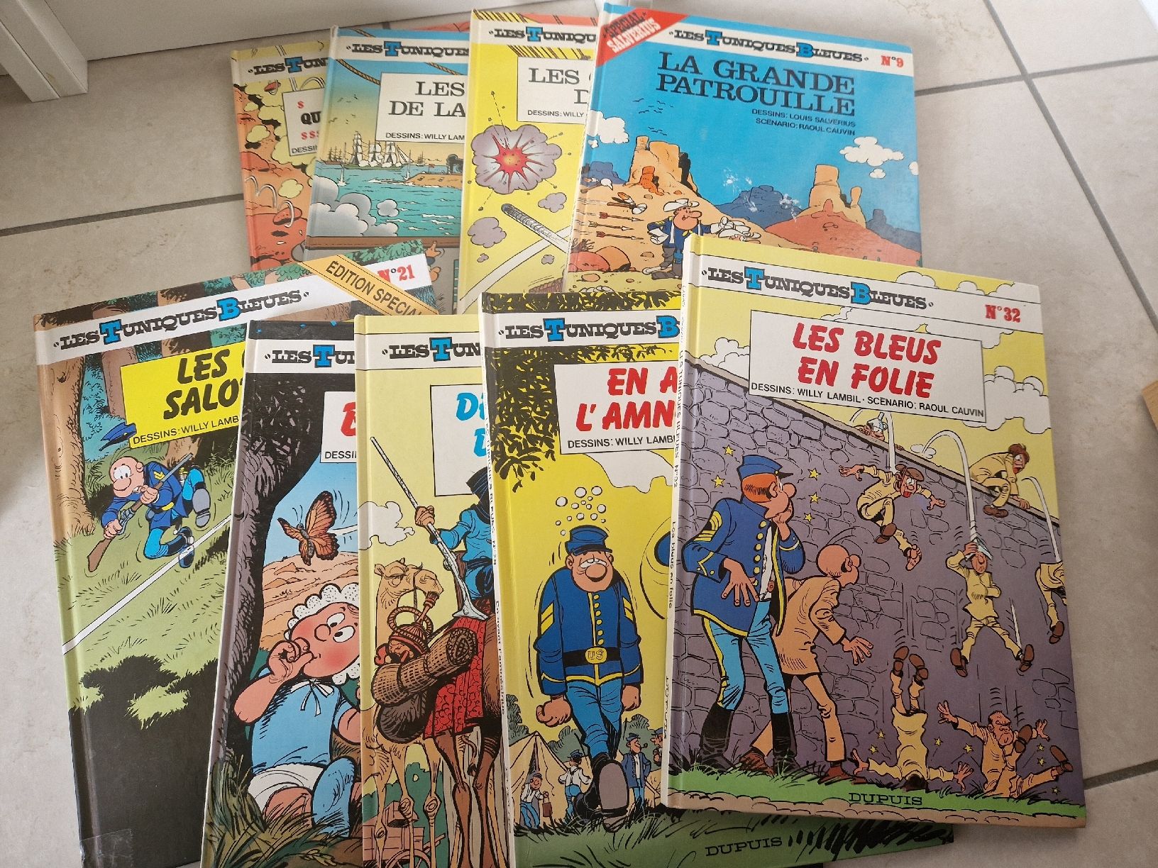 Fumetti: Lot 9 BD les tuniques bleues – Usato da Villars-sur-Glâne venduto da Agnie80