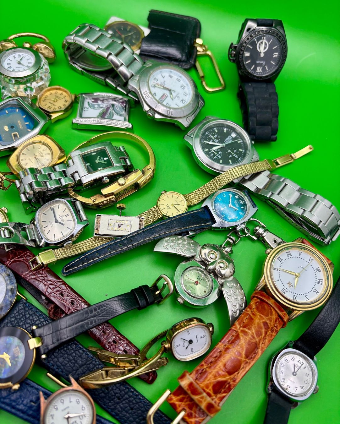 Montres: Mega Uhrenlot – Défectueux à Rorschach par ZeitWerk.10 4