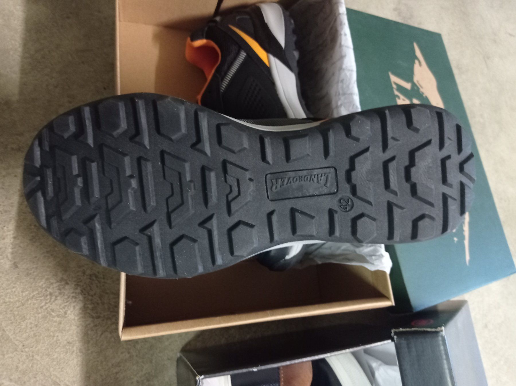 Scarpe da uomo: 2x sneakers #42 NEU Preis 115.- – Usato da Bex venduto da Sdancer 6