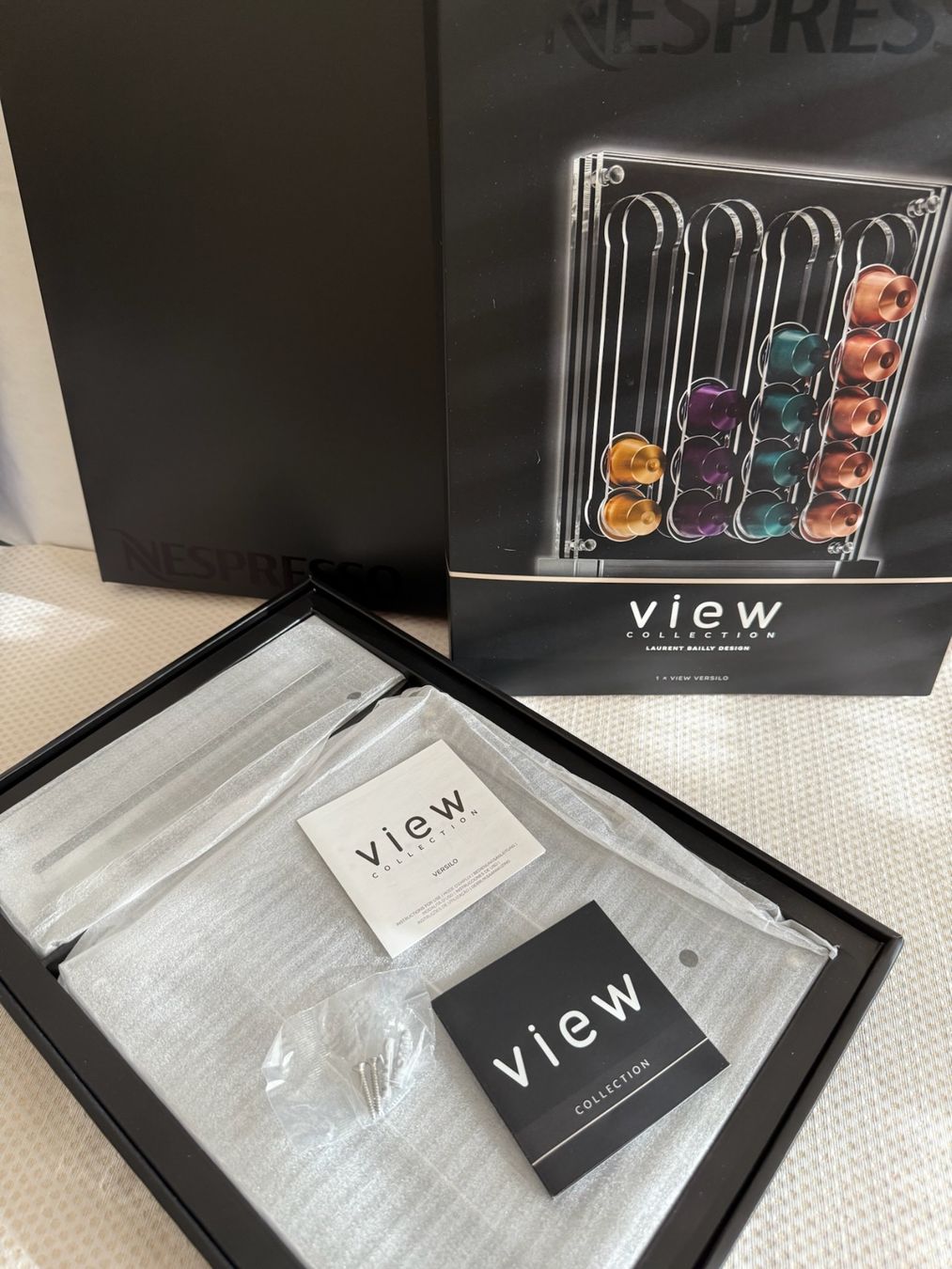 Nespresso Altro per Gastronomia & Hotel: Nespresso - View - distributeur de capsules - NEUF – Nuovo e nell'imballaggio originale da Sion venduto da accroshoes