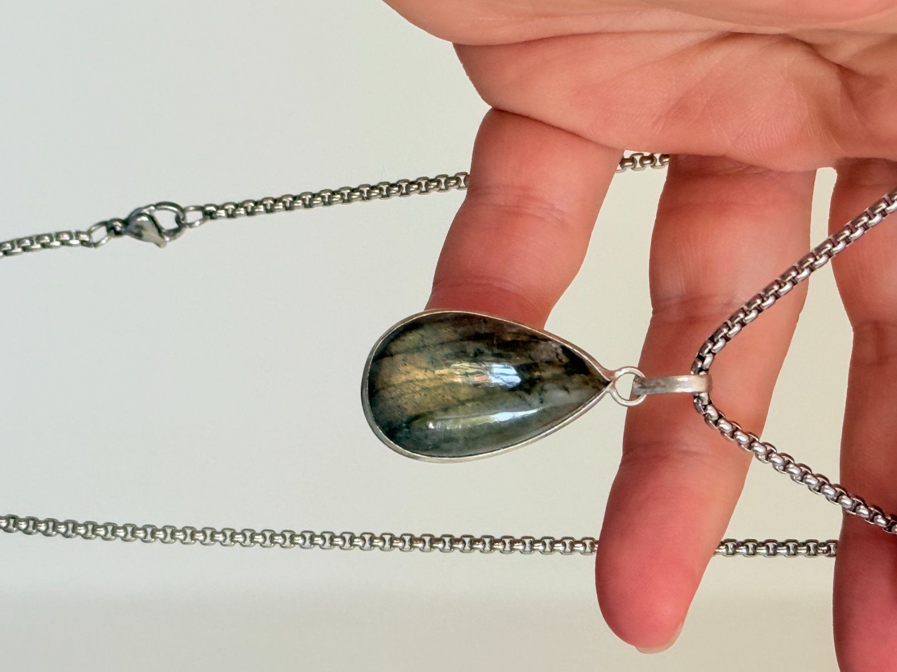 Colliers: Collier avec Labradorite – Neuf avec emballage d'origine à Genève par AWWA 8