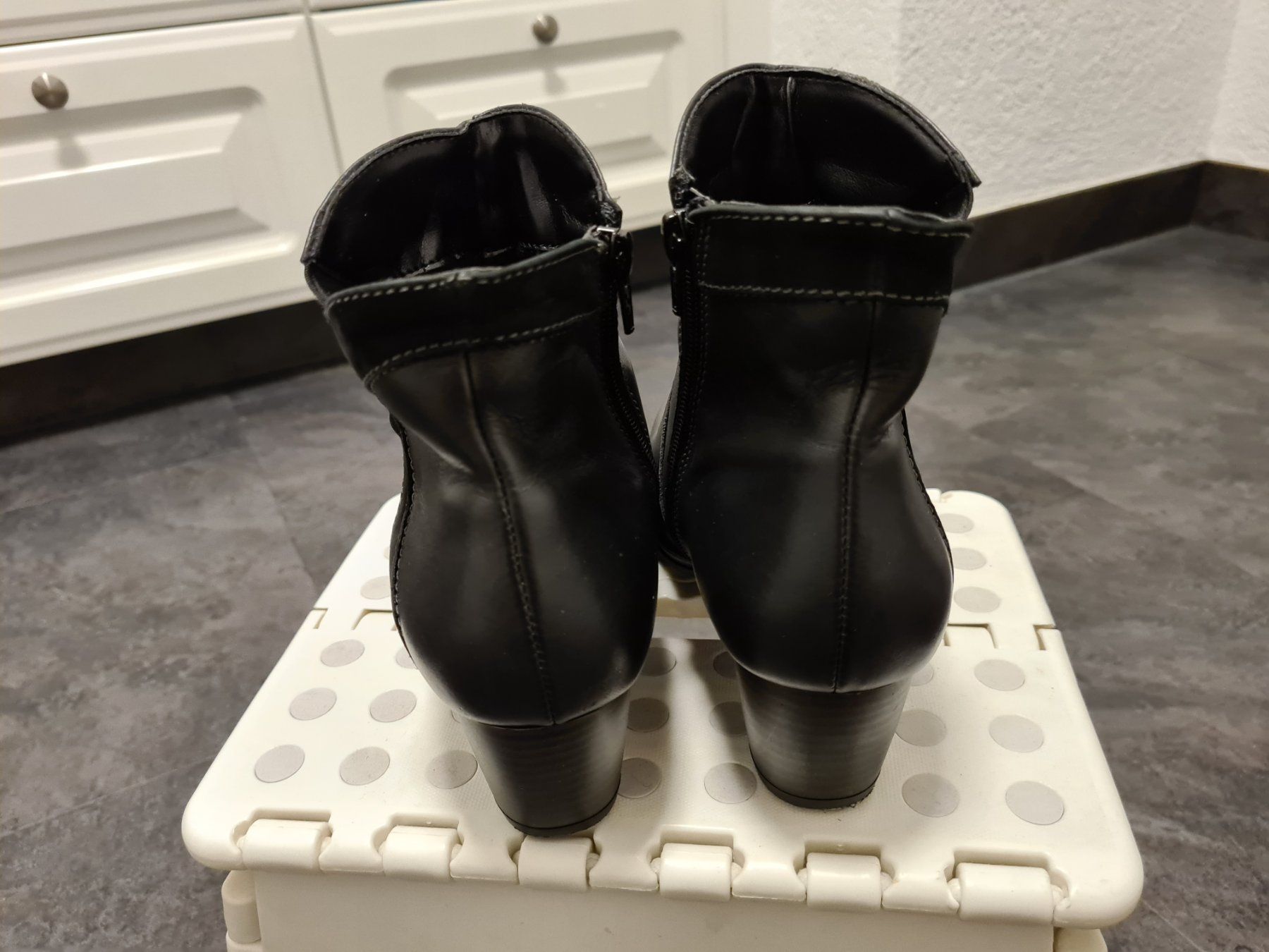Scarpe da donna: Medicus Stiefelette  4.5 – Nuovo (secondo la descrizione) da Rickenbach b. Wil venduto da cornetta 2