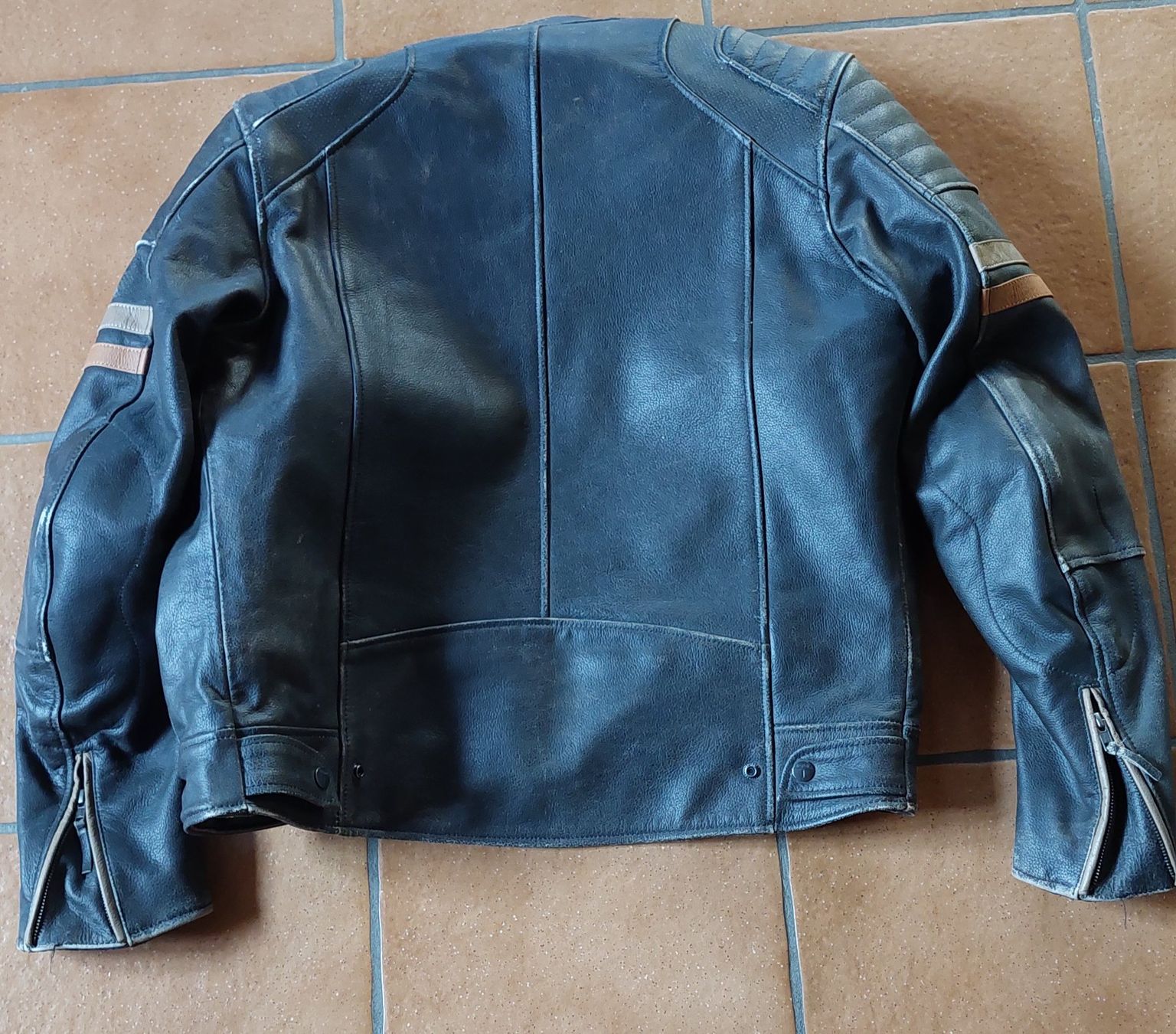 Jacken: Motorrad-Lederjacke Highway 1 – Gebraucht aus Utzenstorf von Waldi66 5