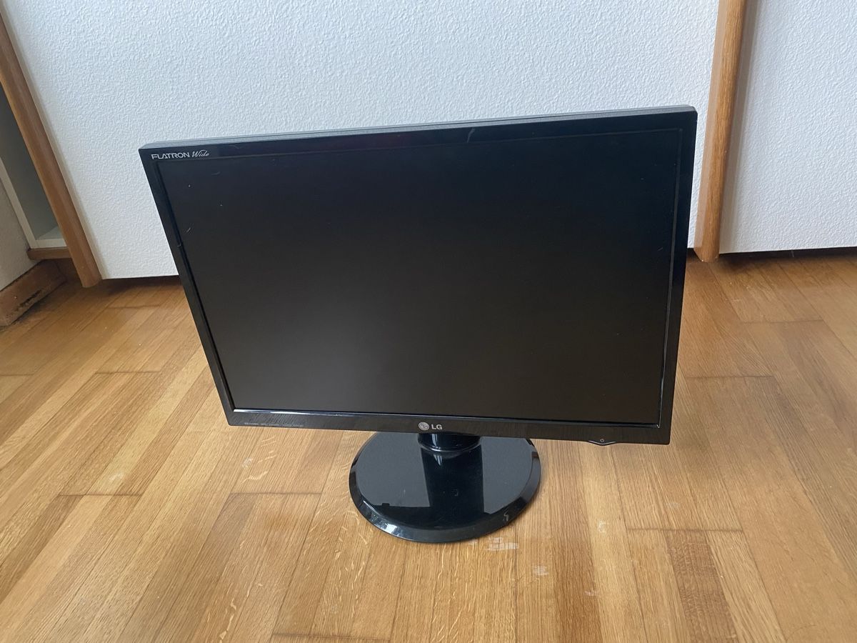LG Monitor: Monitor/Bildschirm LG Flatron Wide – Usato da Winterthur venduto da rap_l726 1