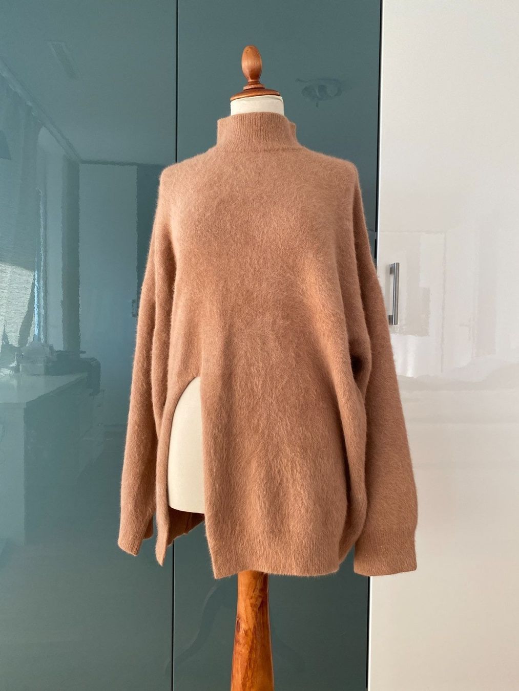 Pullover & Sweatshirts: Elegante Pullover Einheitsgröße hellbrau – Gebraucht aus Duebendorf von Alexandertreyer 4
